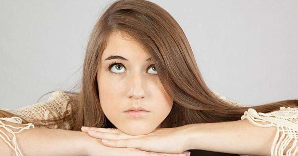 Pessoas discutindo sobre perda de memória e saúde cognitiva